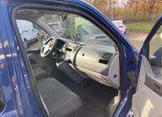 Volkswagen Caravelle 26
