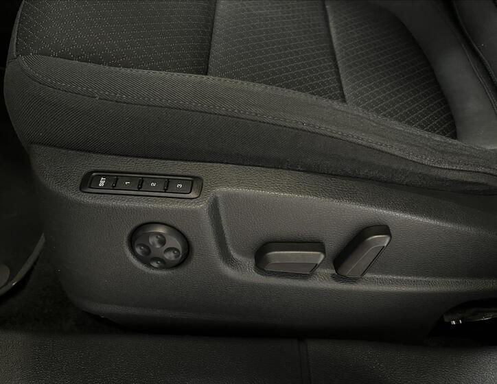 Škoda Superb 18