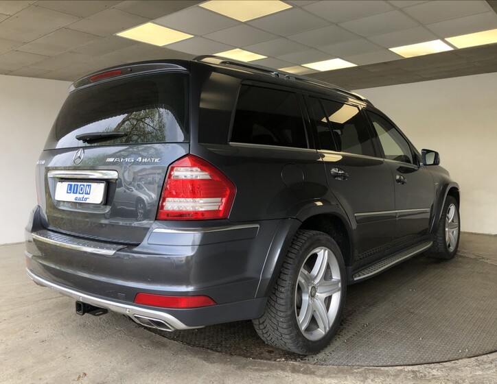 Mercedes-Benz GL 7