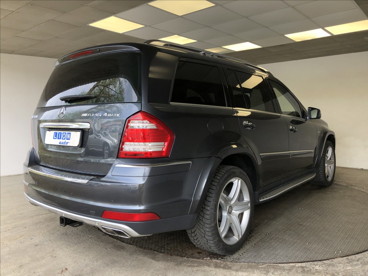 Mercedes-Benz GL