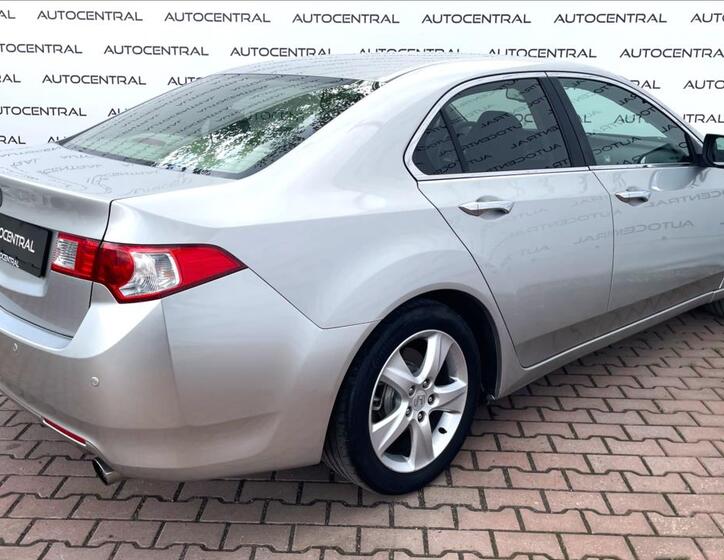 Honda Accord 4