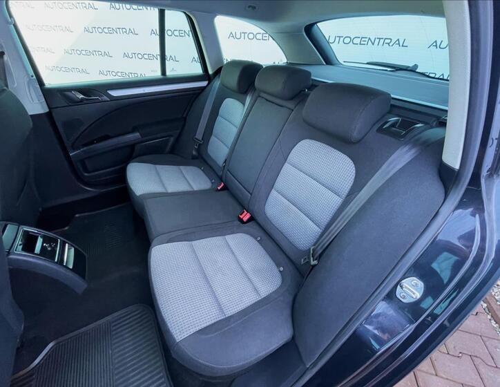 Škoda Superb 23