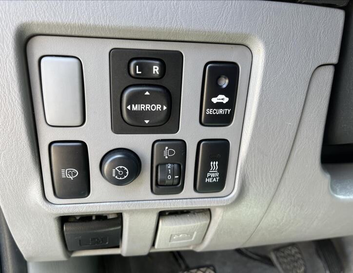 Toyota Hilux 17