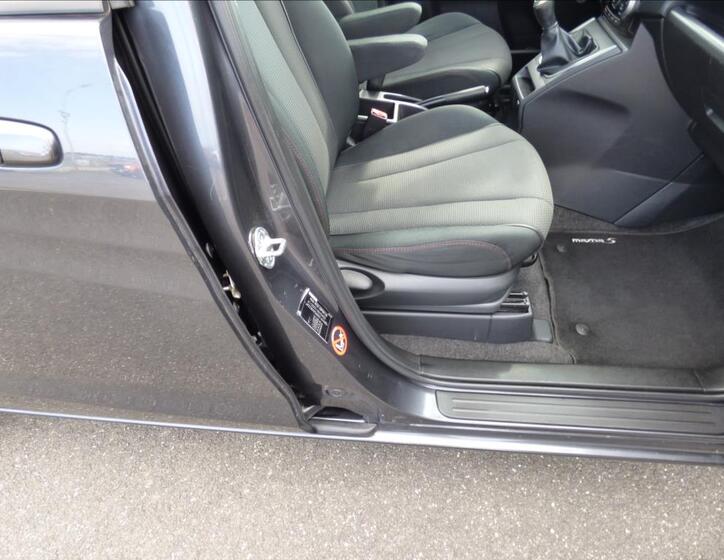 Mazda 5 62