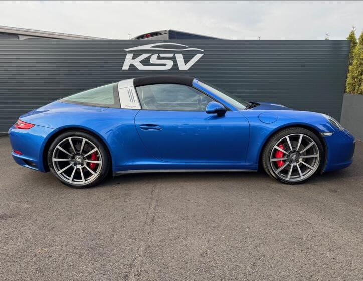 Porsche 911 6