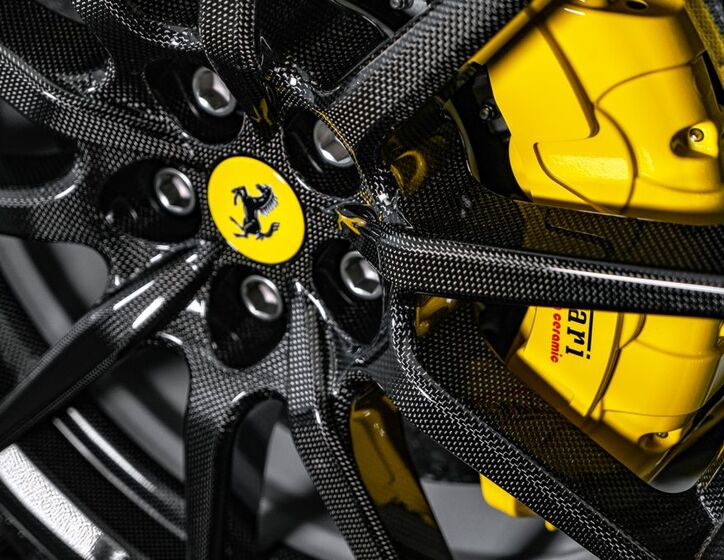 Ferrari SF90 10