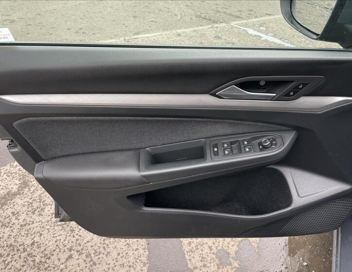 Volkswagen Golf 14