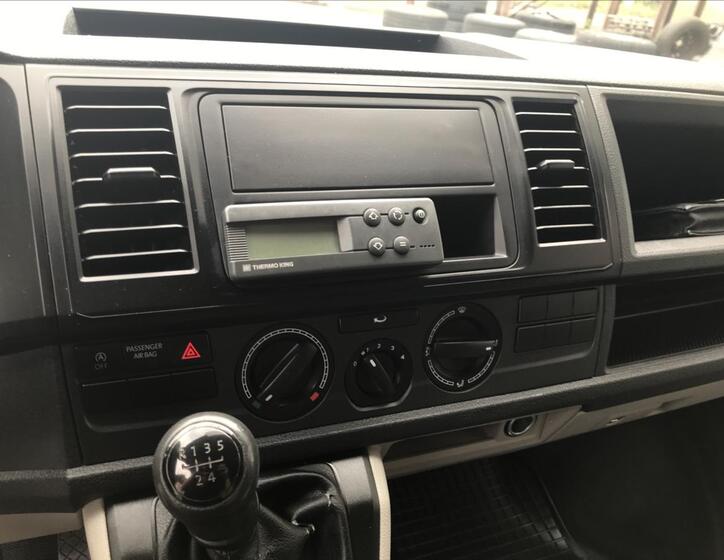 Volkswagen Transporter 12