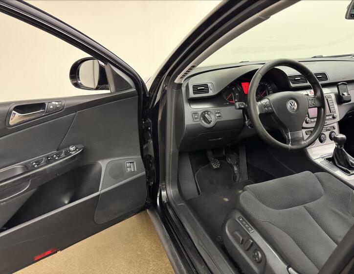 Volkswagen Passat 24