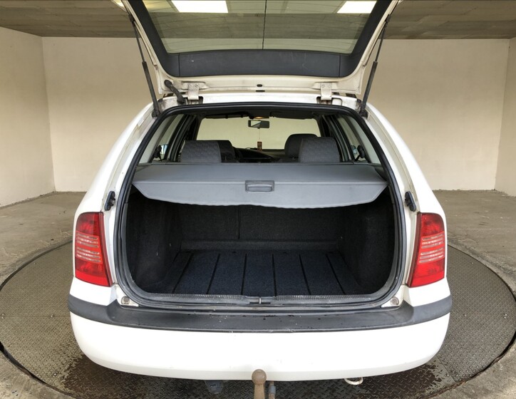 Škoda Octavia 13