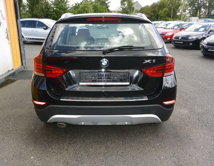 BMW X1 6