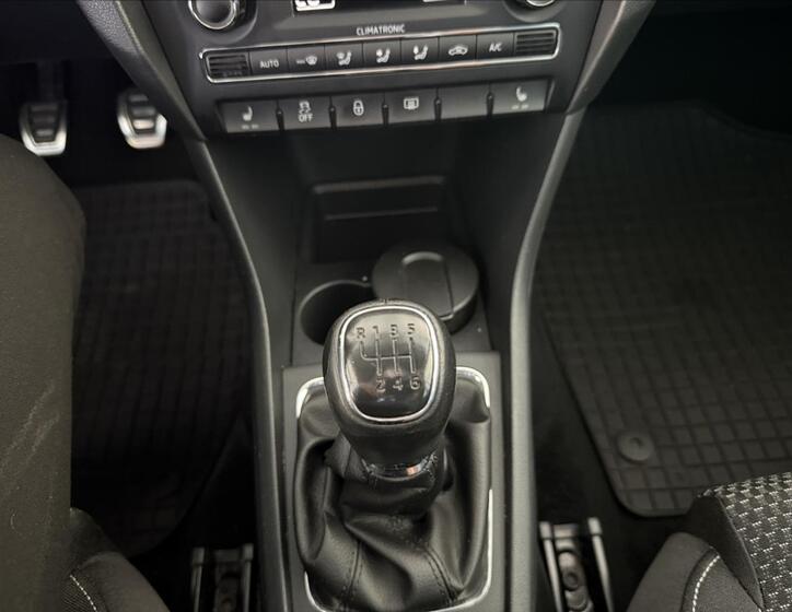 Škoda Rapid 17