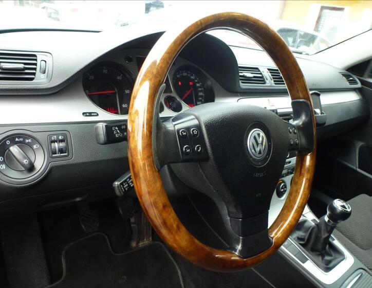 Volkswagen Passat 50