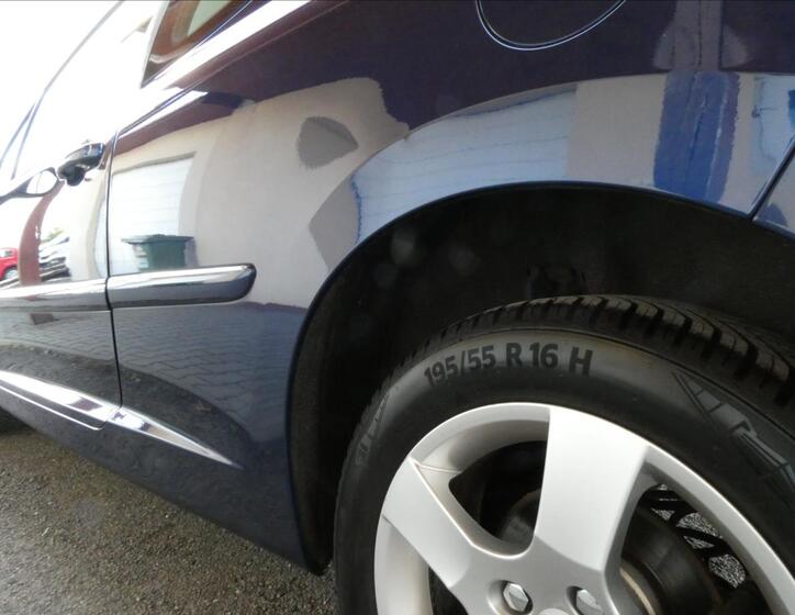 Peugeot 207 12