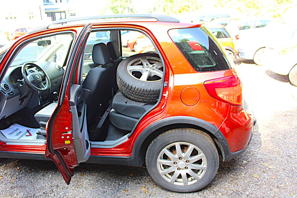 Suzuki SX4