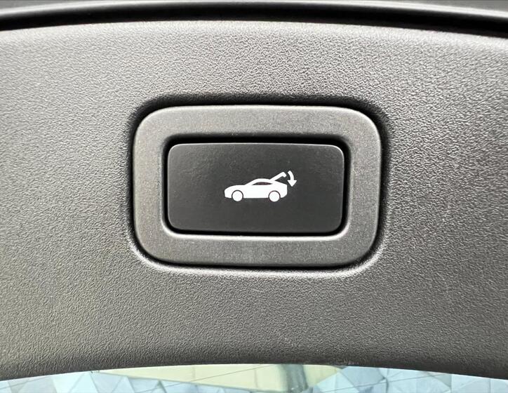 Jaguar F-Type 22
