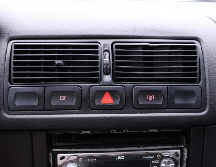Volkswagen Golf 14
