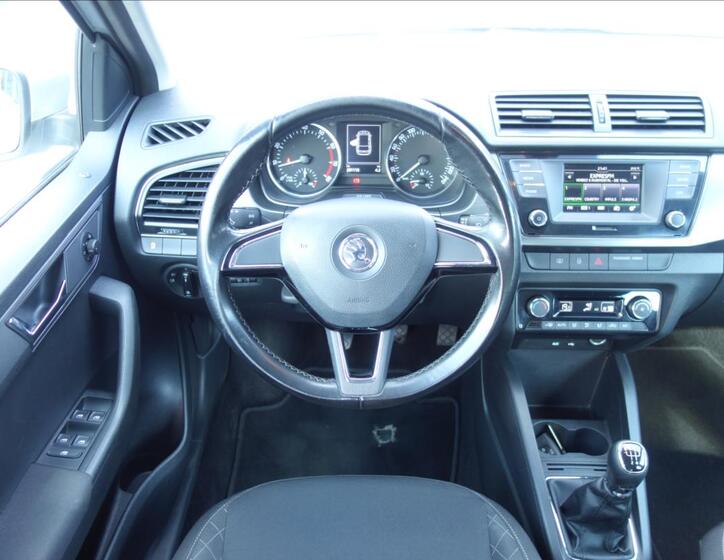 Škoda Fabia 17