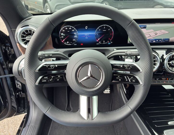 Mercedes-Benz CLA 18