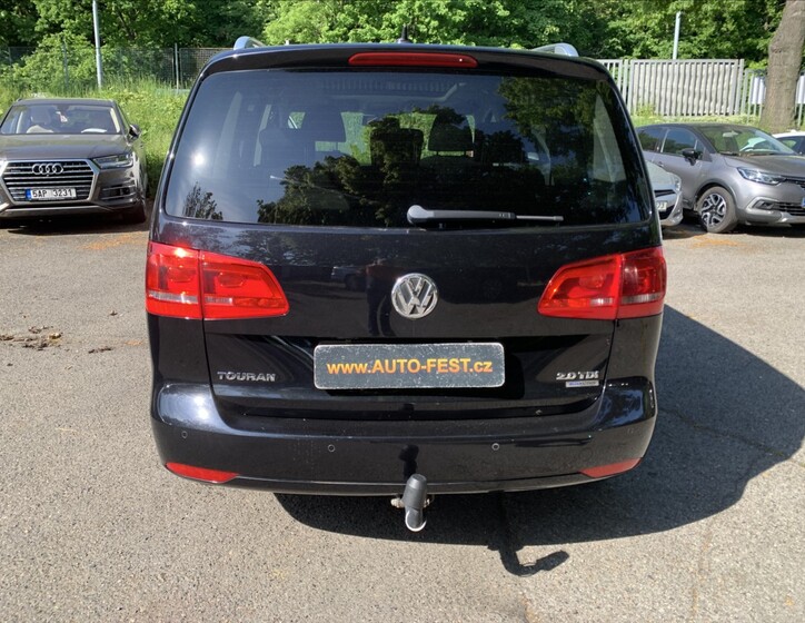 Volkswagen Touran 7