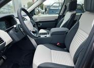 Land Rover Discovery 9