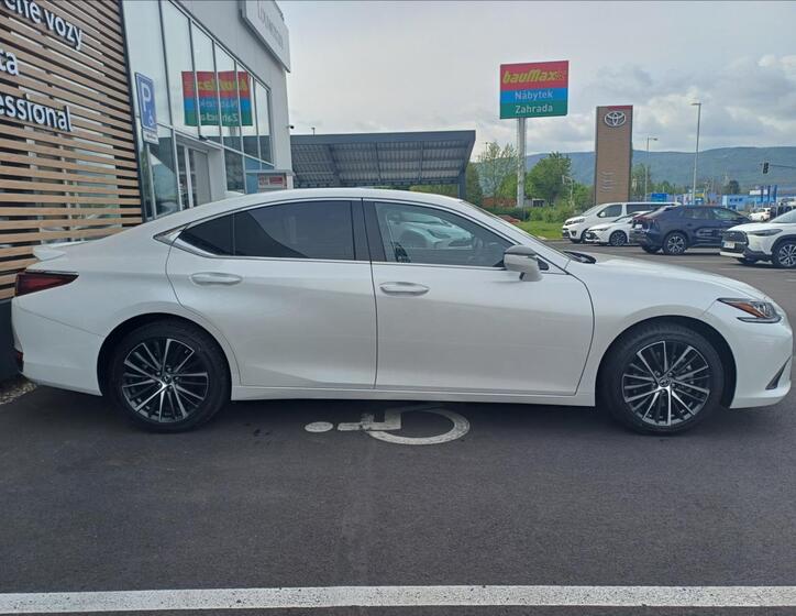 Lexus ES 300h 20