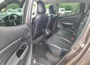 Mitsubishi L200 9
