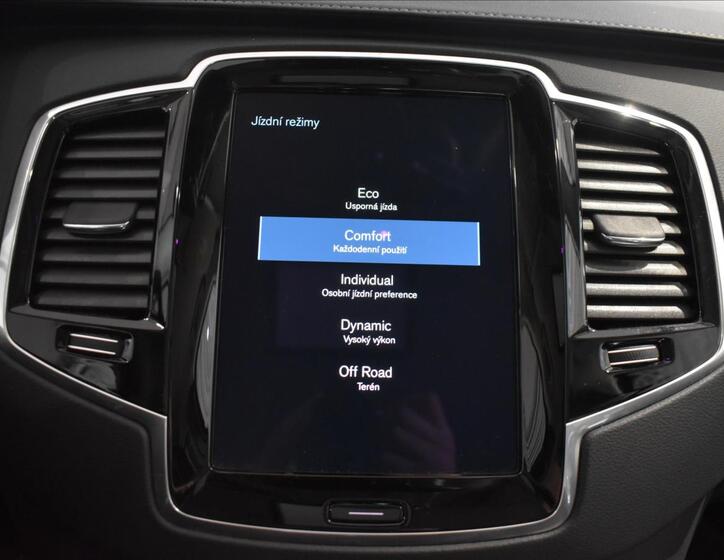 Volvo XC90 22