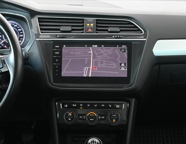 Volkswagen Tiguan 12