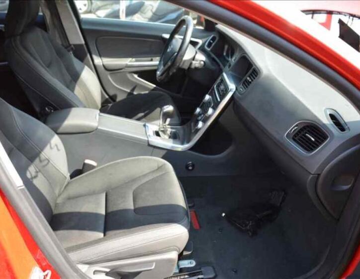 Volvo S60 15