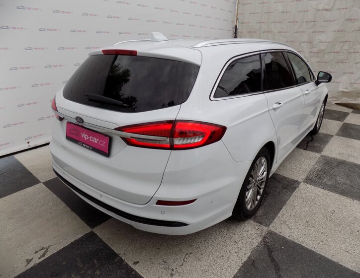 Ford Mondeo 7