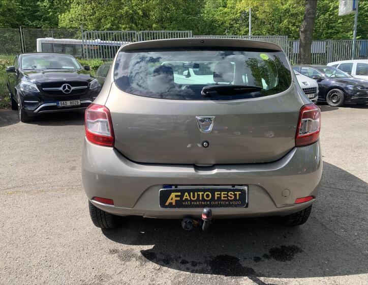 Dacia Sandero 6