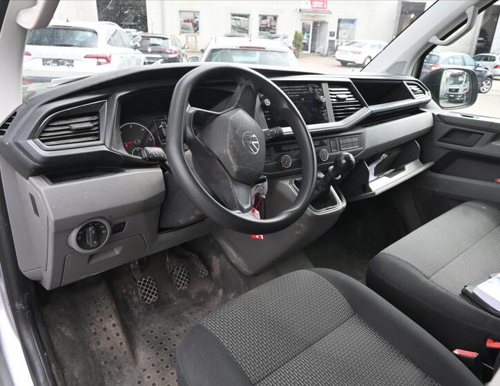 Volkswagen Transporter 2