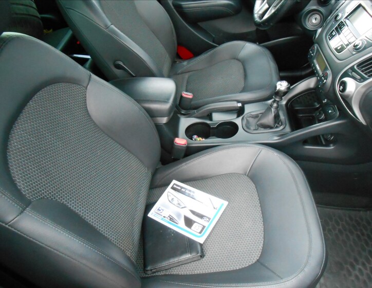 Hyundai ix35 16