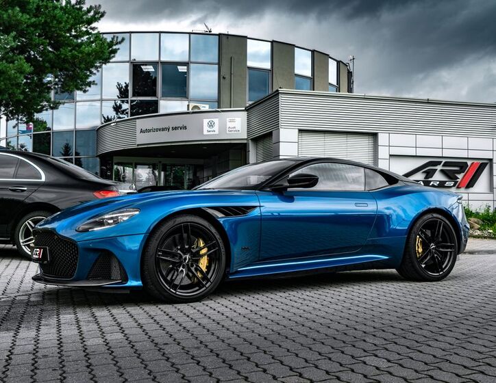 Aston Martin DBS 31