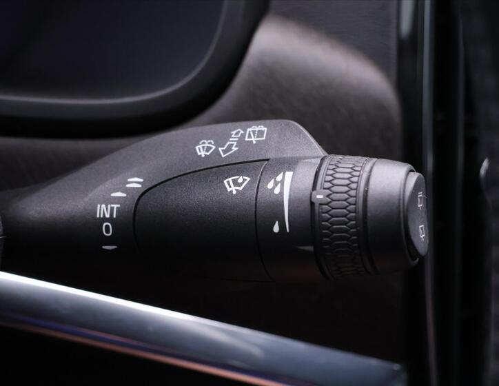 Volvo V90 23