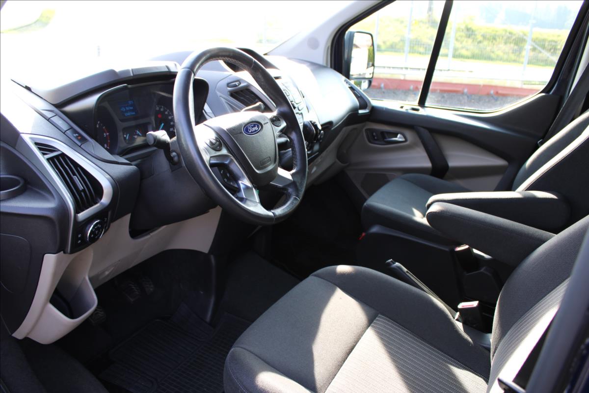 Ford Tourneo Custom