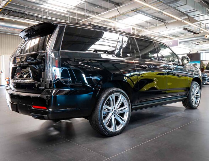 Cadillac Escalade 9