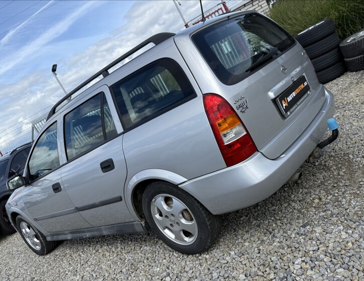 Opel Astra 7
