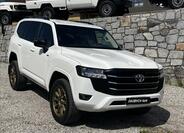 Toyota Land Cruiser 1