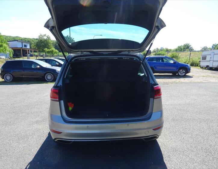 Volkswagen Golf Sportsvan 16