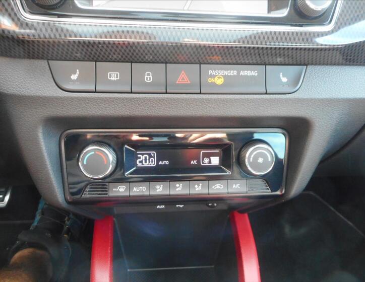 Škoda Fabia 15