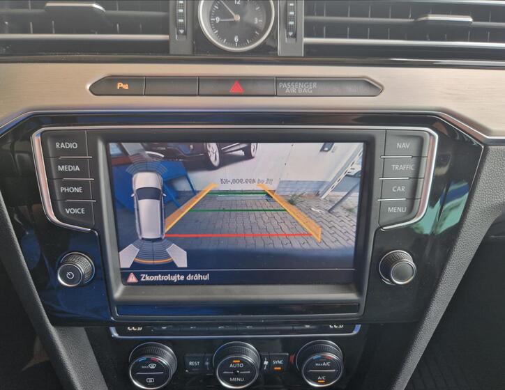 Volkswagen Passat 48