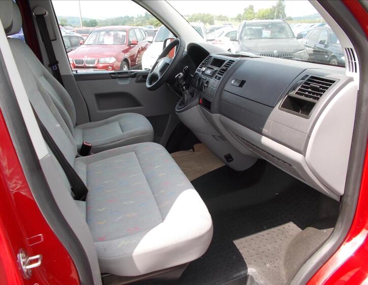 Volkswagen Transporter 19
