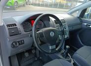Volkswagen Touran 12
