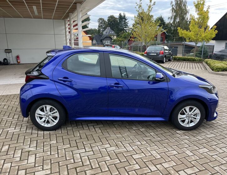 Toyota Yaris 7
