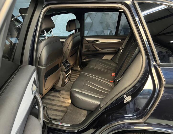 BMW X5 12