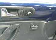 Volkswagen New Beetle 9