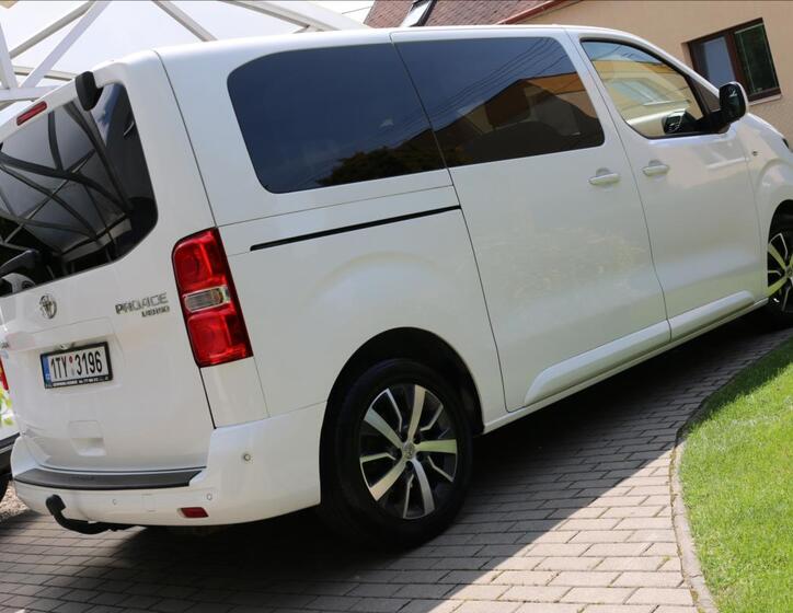 Toyota ProAce Verso 10