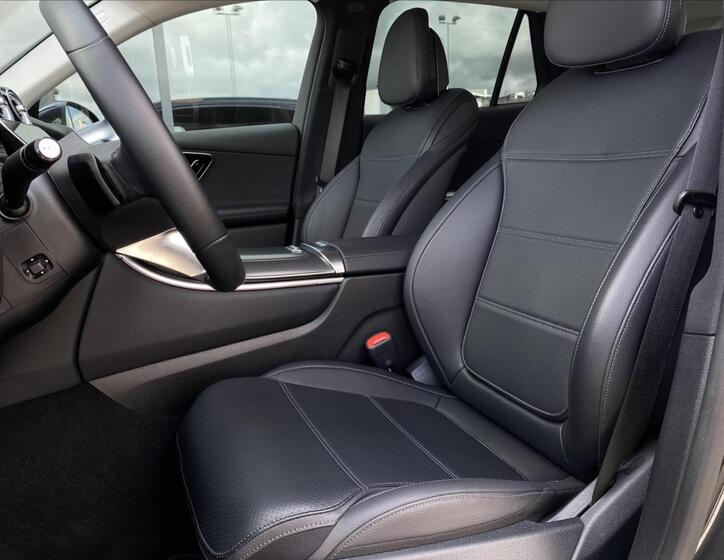 Mercedes-Benz GLC 10